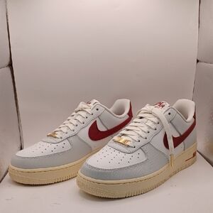 NEW Nike Air Force 1 '07 SE-Dust/Red Women Size 9.5 US DV7581001 (Damaged Box)